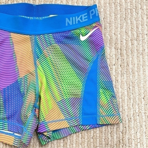 Nike Colorful Printed Dri-Fit Pull-On Shorts Size Small Women - Picture 3 of 11